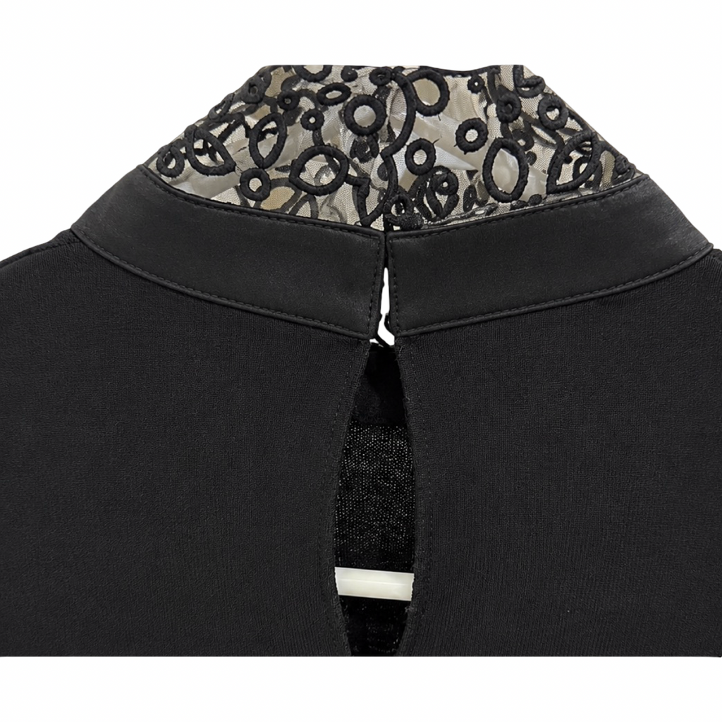 Club Monaco Black Lace Collar
Women's Top