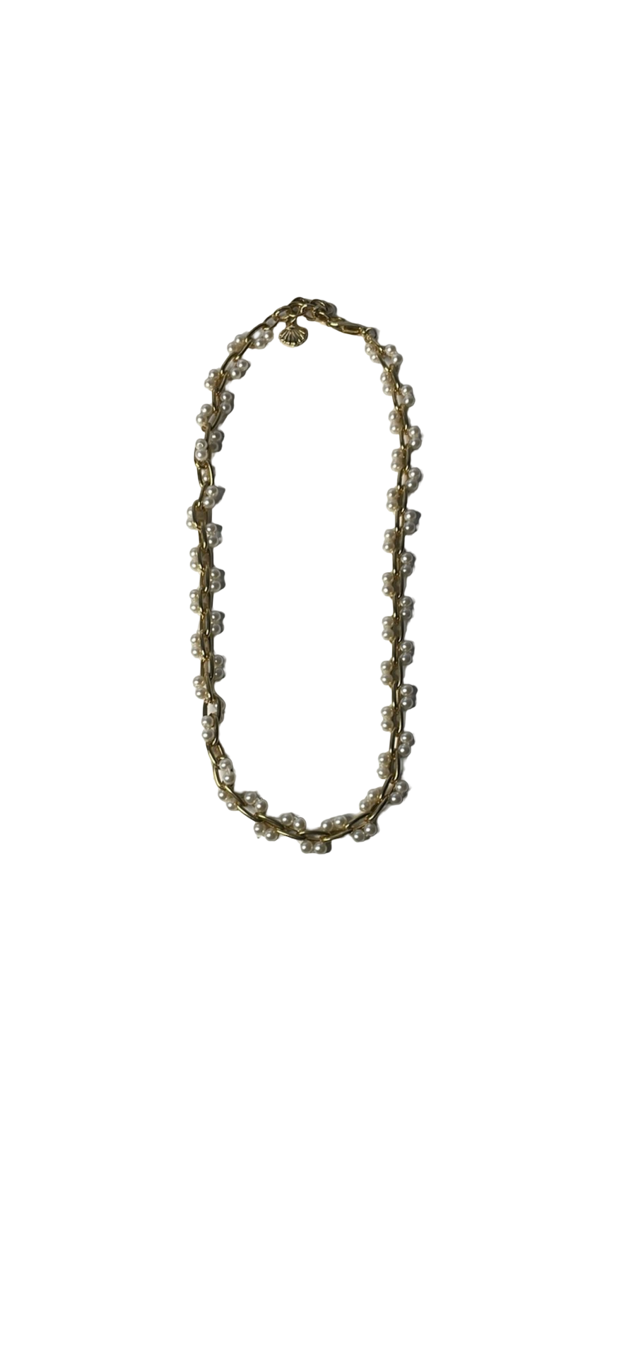 Gold Shell necklace with pearls